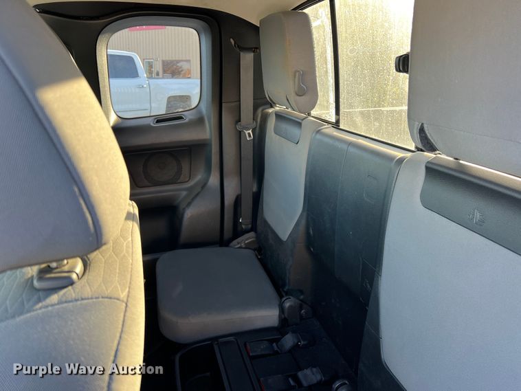 image for item DS2463 2016 Toyota Tacoma  Access Cab pickup truck