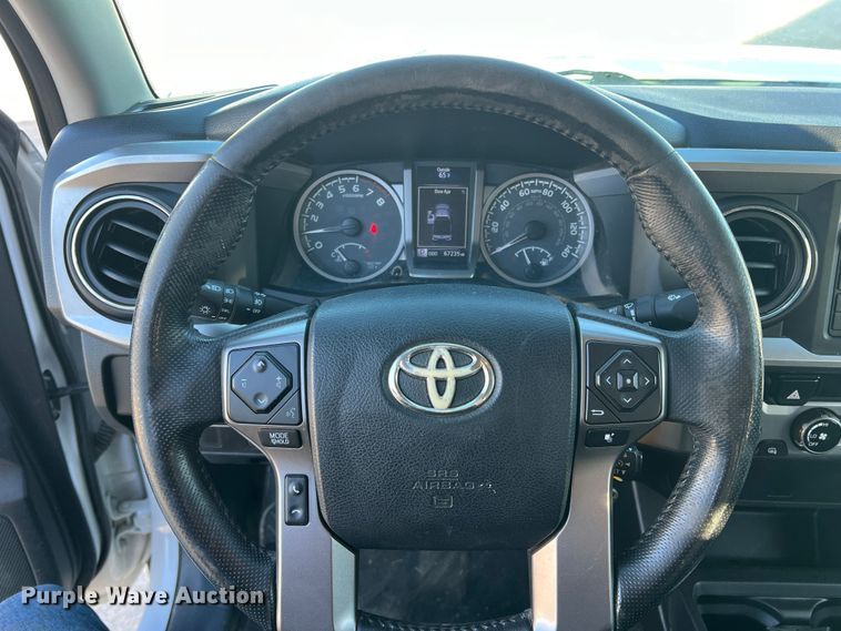 image for item DS2463 2016 Toyota Tacoma  Access Cab pickup truck