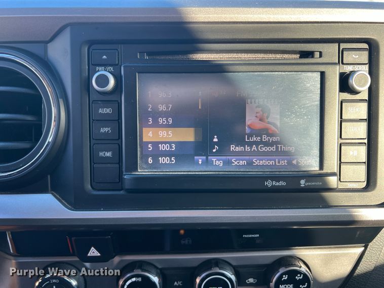 image for item DS2463 2016 Toyota Tacoma  Access Cab pickup truck