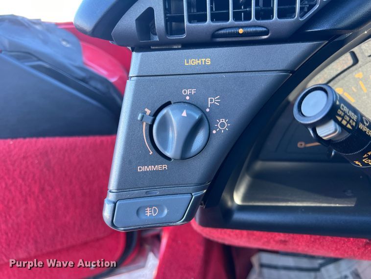 image for item DS2464 1990 Chevrolet Corvette