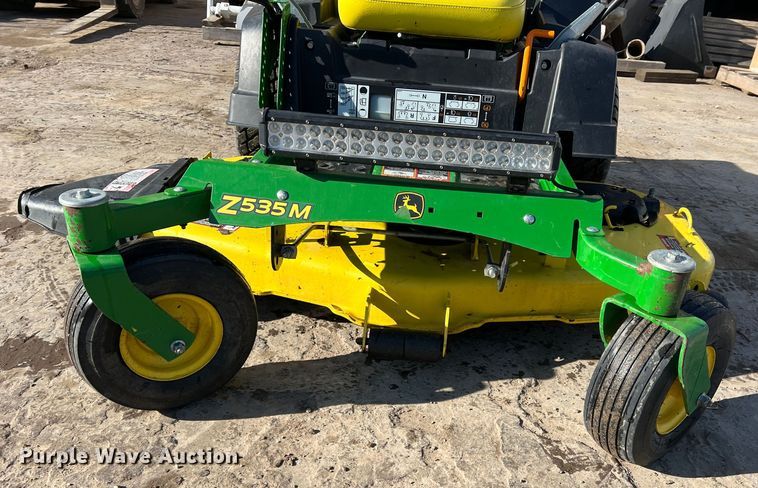image for item DS2482 John Deere Z535M  ZTR lawn mower