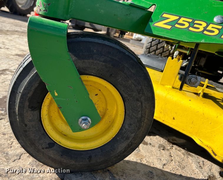 image for item DS2482 John Deere Z535M  ZTR lawn mower