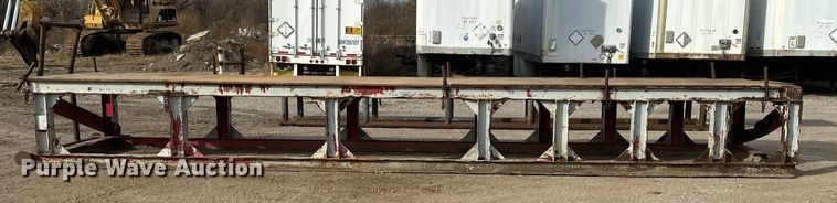 image for item DW2936 (2) pipe racks