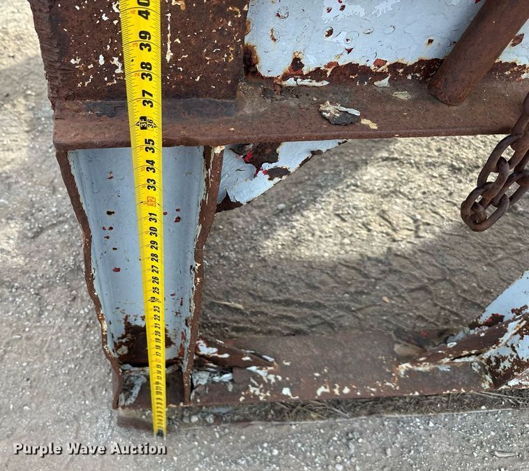 image for item DW2936 (2) pipe racks