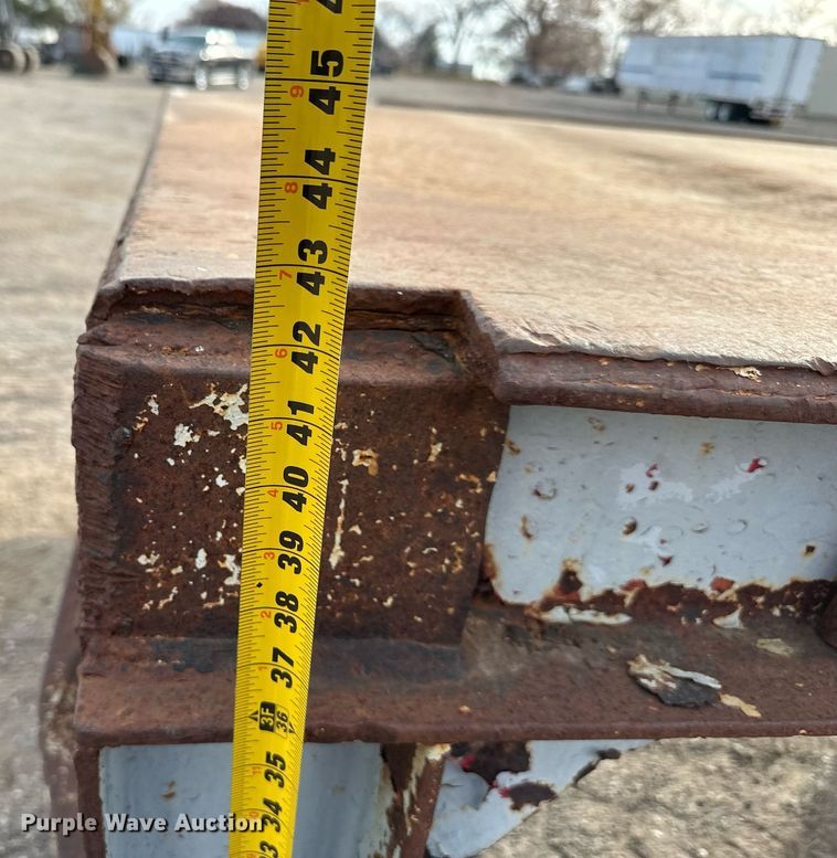 image for item DW2936 (2) pipe racks