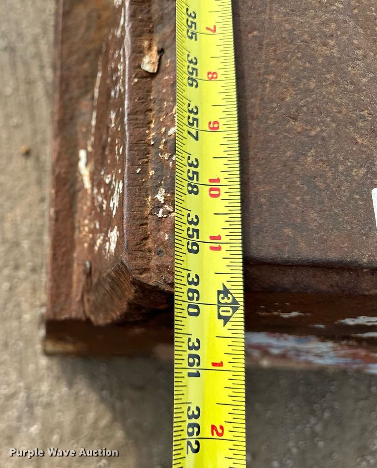 image for item DW2936 (2) pipe racks