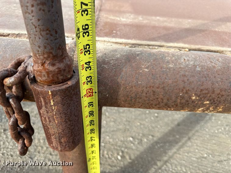 image for item DW2936 (2) pipe racks