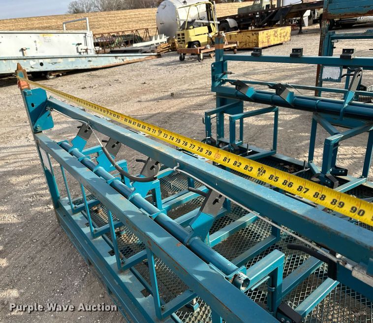 image for item DW2938 (10) storage racks