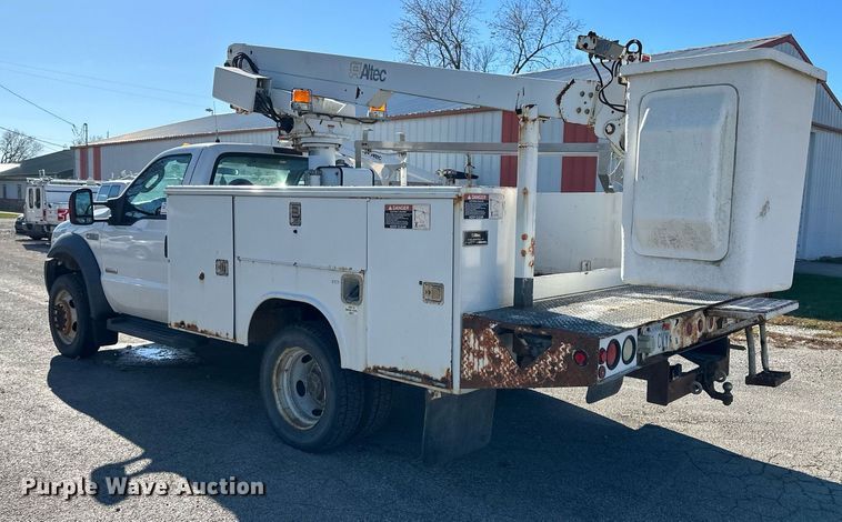 image for item DW2943 2007 Ford F550 Super Duty  bucket truck