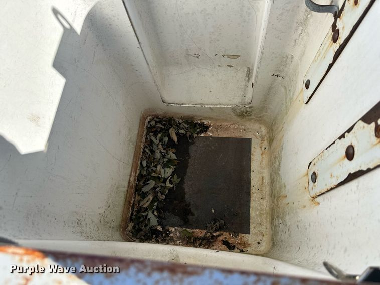 image for item DW2943 2007 Ford F550 Super Duty  bucket truck