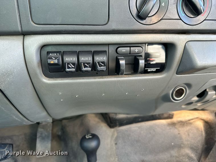 image for item DW2943 2007 Ford F550 Super Duty  bucket truck