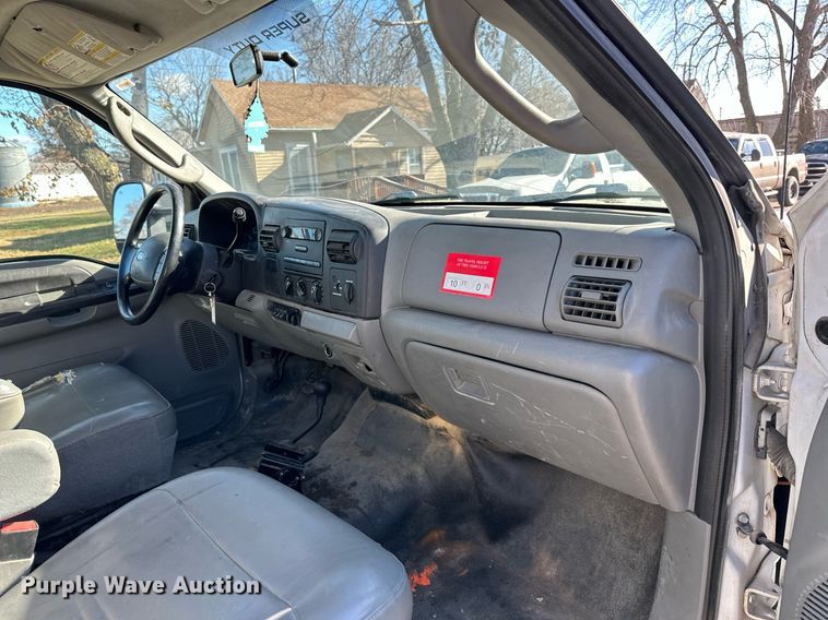 image for item DW2943 2007 Ford F550 Super Duty  bucket truck