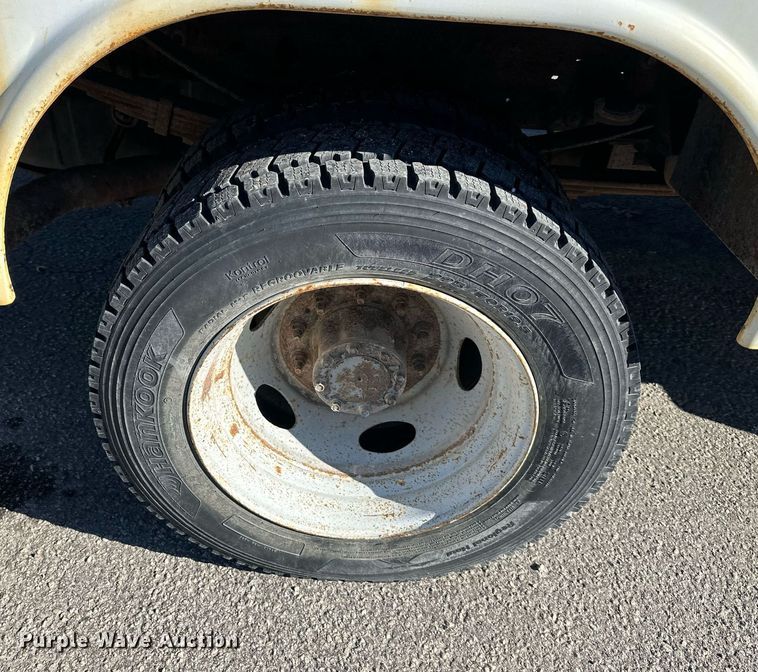 image for item DW2943 2007 Ford F550 Super Duty  bucket truck