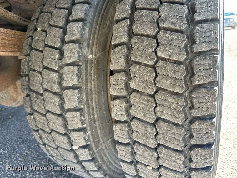 image for item DW2943 2007 Ford F550 Super Duty  bucket truck