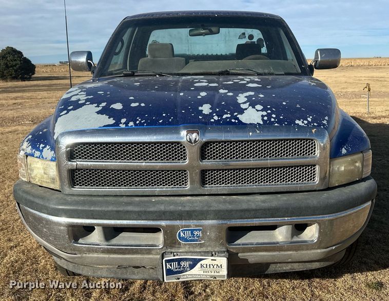 image for item EK9794 1997 Dodge Ram 1500  Club Cab pickup truck