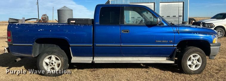 image for item EK9794 1997 Dodge Ram 1500  Club Cab pickup truck