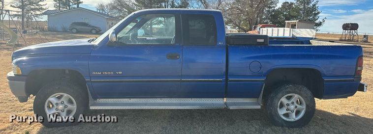 image for item EK9794 1997 Dodge Ram 1500  Club Cab pickup truck