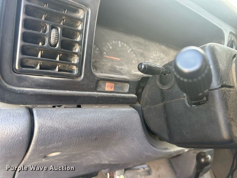 image for item EK9794 1997 Dodge Ram 1500  Club Cab pickup truck