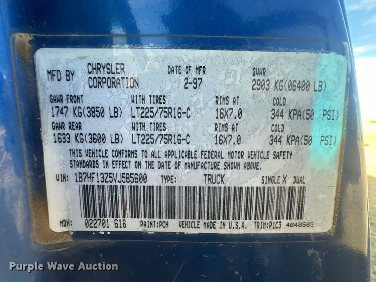 image for item EK9794 1997 Dodge Ram 1500  Club Cab pickup truck