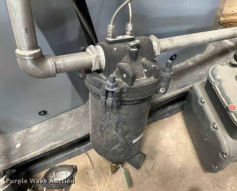 image for item EK9795 (2) fuel pumps