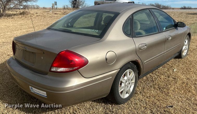 image for item EK9798 2007 Ford Taurus