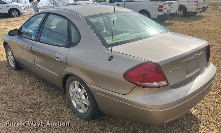 image for item EK9798 2007 Ford Taurus