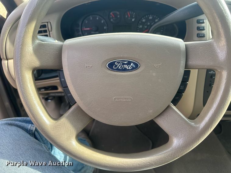 image for item EK9798 2007 Ford Taurus