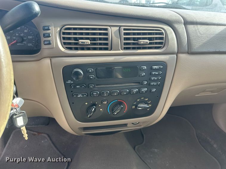 image for item EK9798 2007 Ford Taurus