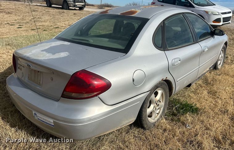image for item EK9799 2007 Ford Taurus