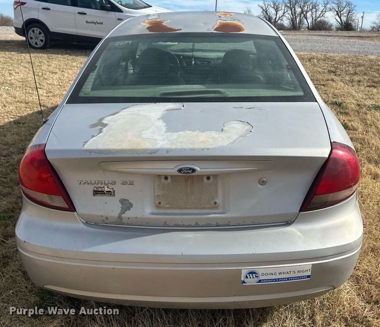 image for item EK9799 2007 Ford Taurus