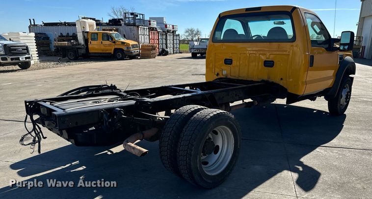 image for item GG9889 2008 Ford F450 Super Duty  truck cab and chassis