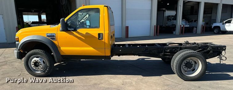 image for item GG9889 2008 Ford F450 Super Duty  truck cab and chassis