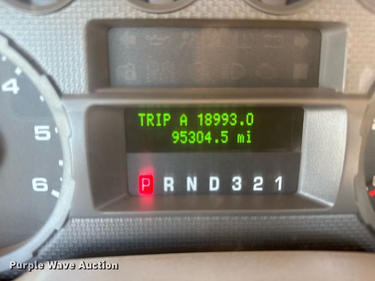 image for item GG9889 2008 Ford F450 Super Duty  truck cab and chassis