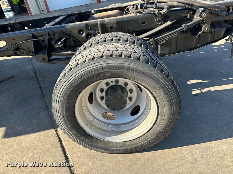 image for item GG9889 2008 Ford F450 Super Duty  truck cab and chassis