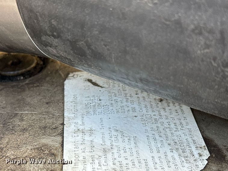 image for item GG9911 2003 Freightliner Business Class M2  dump truck