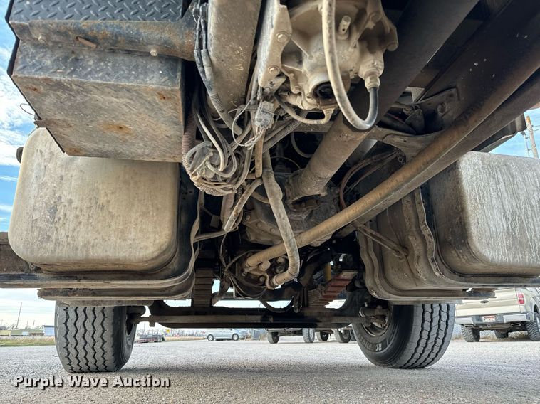 image for item GG9911 2003 Freightliner Business Class M2  dump truck