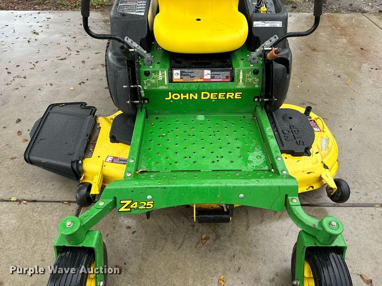 image for item GG9925 John Deere Z425  ZTR lawn mower