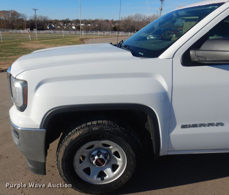 image for item GG9926 2016 GMC Sierra 1500  pickup truck