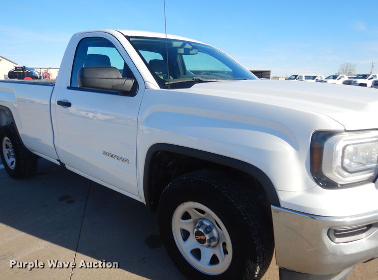 image for item GG9926 2016 GMC Sierra 1500  pickup truck