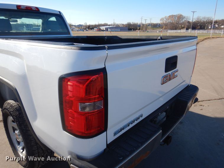 image for item GG9926 2016 GMC Sierra 1500  pickup truck
