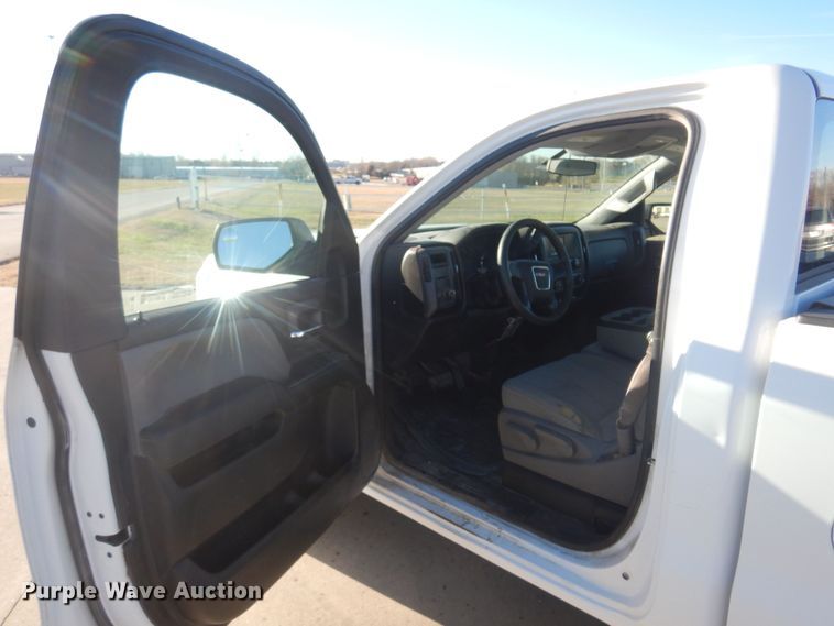 image for item GG9926 2016 GMC Sierra 1500  pickup truck