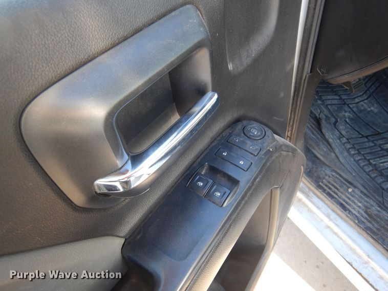 image for item GG9926 2016 GMC Sierra 1500  pickup truck