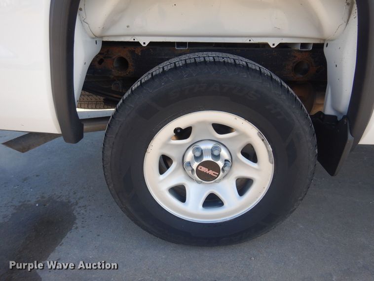 image for item GG9927 2016 GMC Sierra 1500  pickup truck