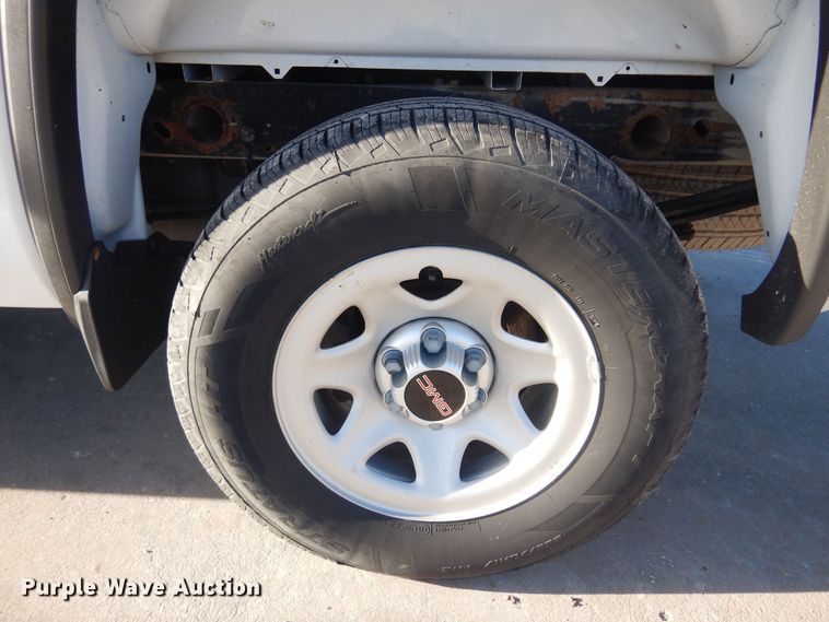 image for item GG9927 2016 GMC Sierra 1500  pickup truck