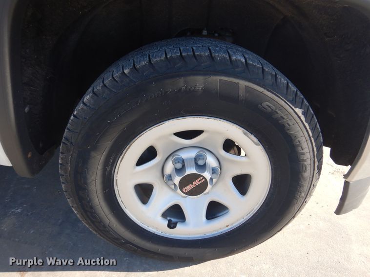 image for item GG9929 2016 GMC Sierra 1500  pickup truck