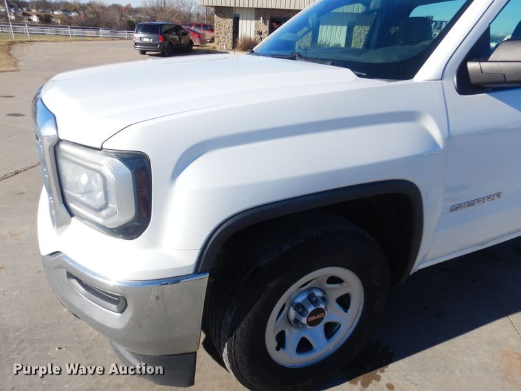 image for item GG9931 2016 GMC Sierra 1500  pickup truck