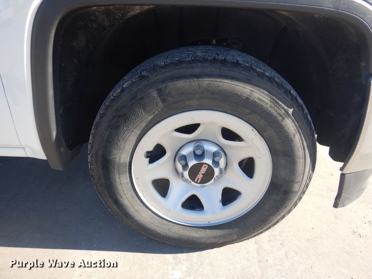 image for item GG9931 2016 GMC Sierra 1500  pickup truck