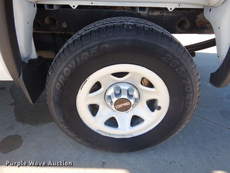 image for item GG9931 2016 GMC Sierra 1500  pickup truck