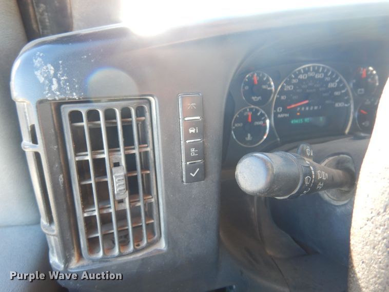 image for item GG9932 2012 Chevrolet Express 2500  van