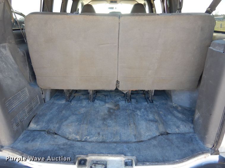 image for item GG9932 2012 Chevrolet Express 2500  van